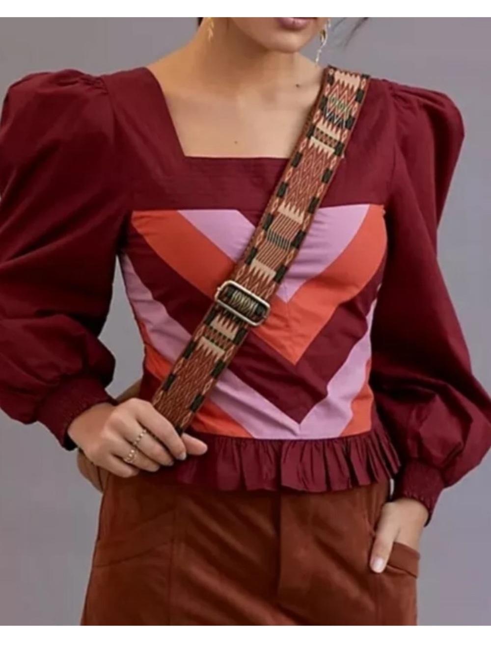Anthropologie love the label Square-Neck Puff Sleeve Crop Top in Burgundy small